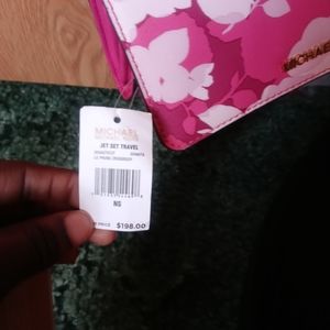 Authentic Michael Kors Wallet Crossbody